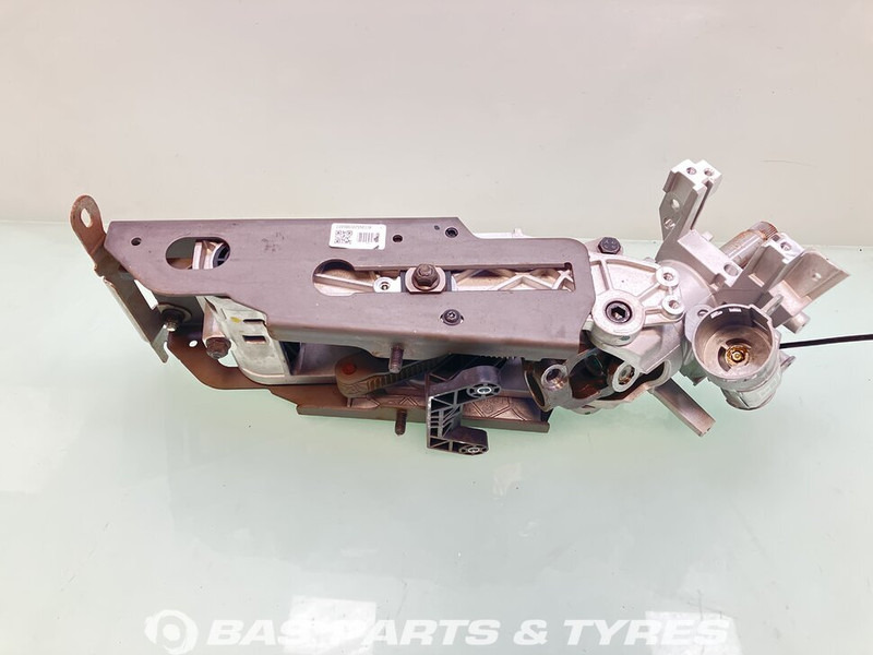 Scania Stuurkolom Scania 3068493 - Steering column for Truck: picture 1 Scania Stuurkolom Scania 3068493 - Steering column for Truck: picture 1