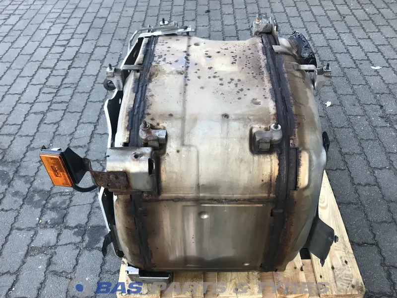 Scania Uitlaatdemper Scania 2521074 - Muffler/ Exhaust system for Truck: picture 4 Scania Uitlaatdemper Scania 2521074 - Muffler/ Exhaust system for Truck: picture 4