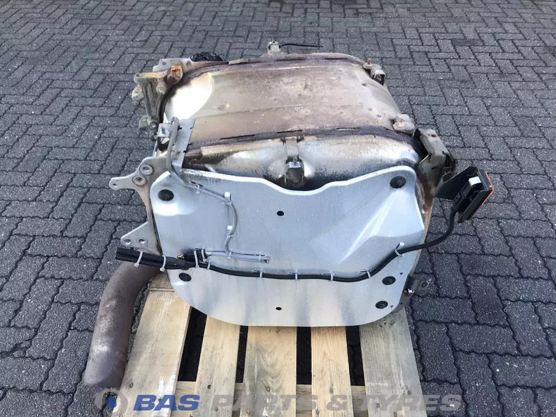 Scania Uitlaatdemper Scania 2521074 - Muffler/ Exhaust system for Truck: picture 3 Scania Uitlaatdemper Scania 2521074 - Muffler/ Exhaust system for Truck: picture 3