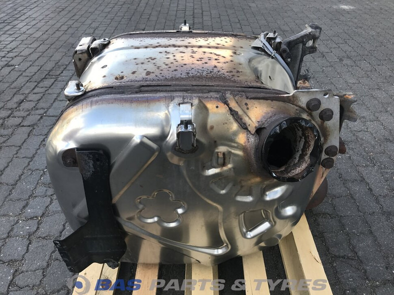 Scania Uitlaatdemper Scania 2521074 - Muffler/ Exhaust system for Truck: picture 1 Scania Uitlaatdemper Scania 2521074 - Muffler/ Exhaust system for Truck: picture 1