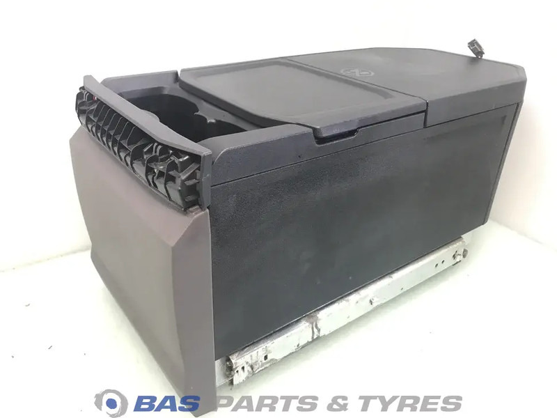 DAF XF G2 Koelkast DAF 35 Liter 2318729 - Spare parts for Truck: picture 2 DAF XF G2 Koelkast DAF 35 Liter 2318729 - Spare parts for Truck: picture 2