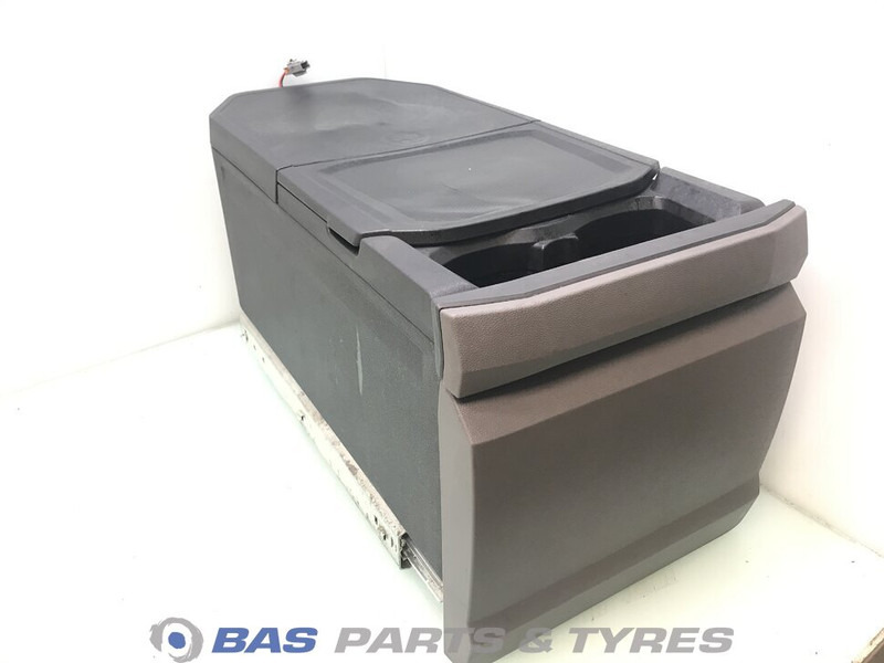 DAF XF G2 Koelkast DAF 35 Liter 2318729 - Spare parts for Truck: picture 1 DAF XF G2 Koelkast DAF 35 Liter 2318729 - Spare parts for Truck: picture 1