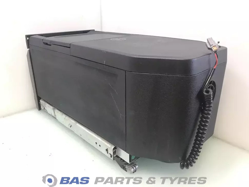 DAF XF G2 Koelkast DAF 35 Liter 2318729 - Spare parts for Truck: picture 3 DAF XF G2 Koelkast DAF 35 Liter 2318729 - Spare parts for Truck: picture 3