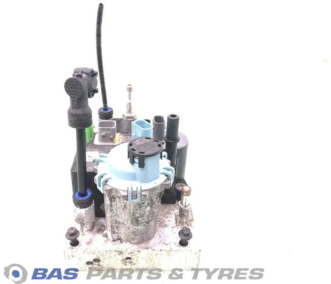 Renault AdBlue pomp Renault 7421679299 - Spare parts for Truck: picture 4 Renault AdBlue pomp Renault 7421679299 - Spare parts for Truck: picture 4