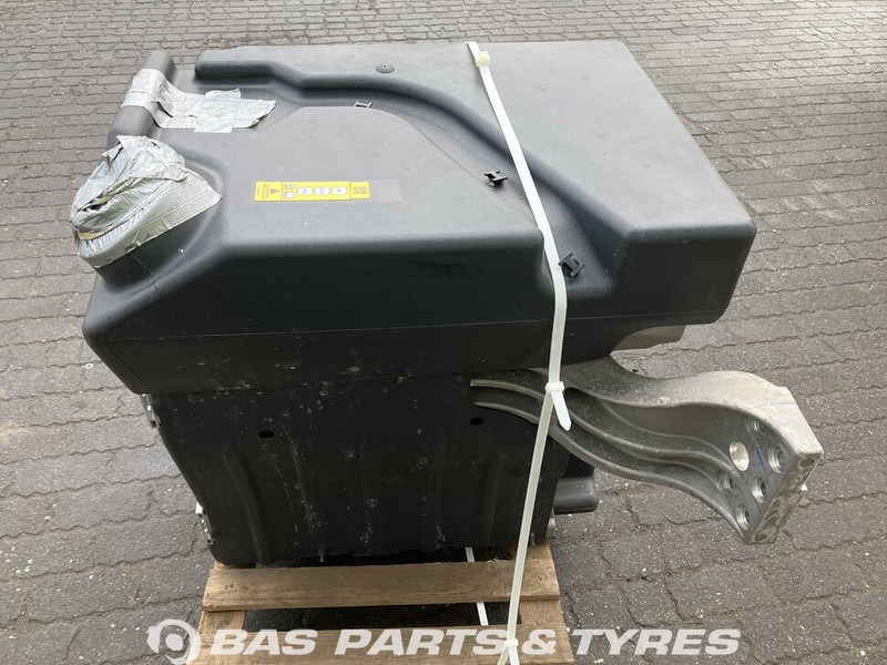 Volvo Brandstoftank Volvo 290 Liter 22951971 - Fuel tank for Truck: picture 2 Volvo Brandstoftank Volvo 290 Liter 22951971 - Fuel tank for Truck: picture 2