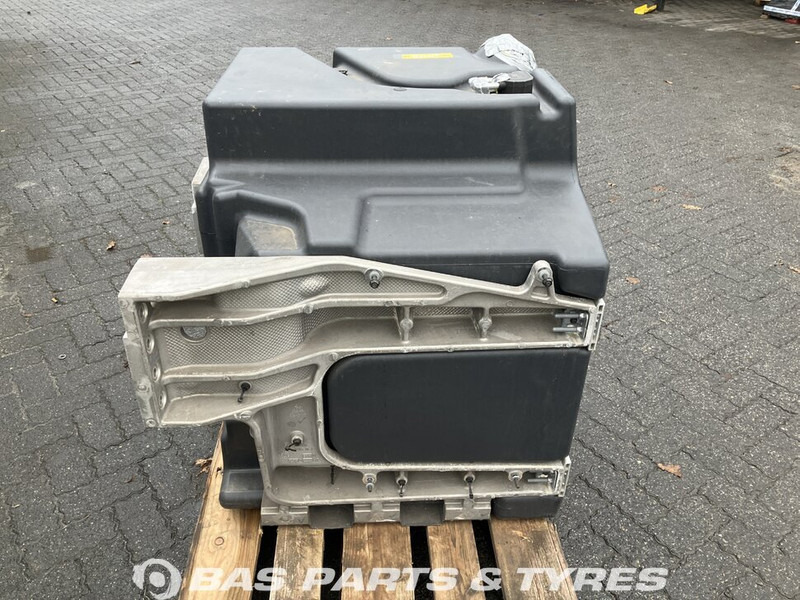Volvo Brandstoftank Volvo 290 Liter 22951971 - Fuel tank for Truck: picture 2 Volvo Brandstoftank Volvo 290 Liter 22951971 - Fuel tank for Truck: picture 2