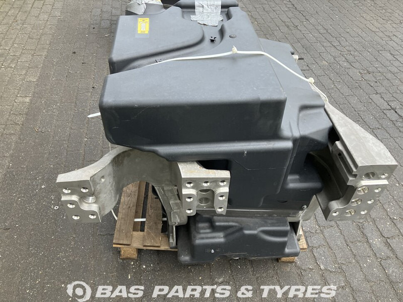 Volvo Brandstoftank Volvo 290 Liter 22951971 - Fuel tank for Truck: picture 3 Volvo Brandstoftank Volvo 290 Liter 22951971 - Fuel tank for Truck: picture 3