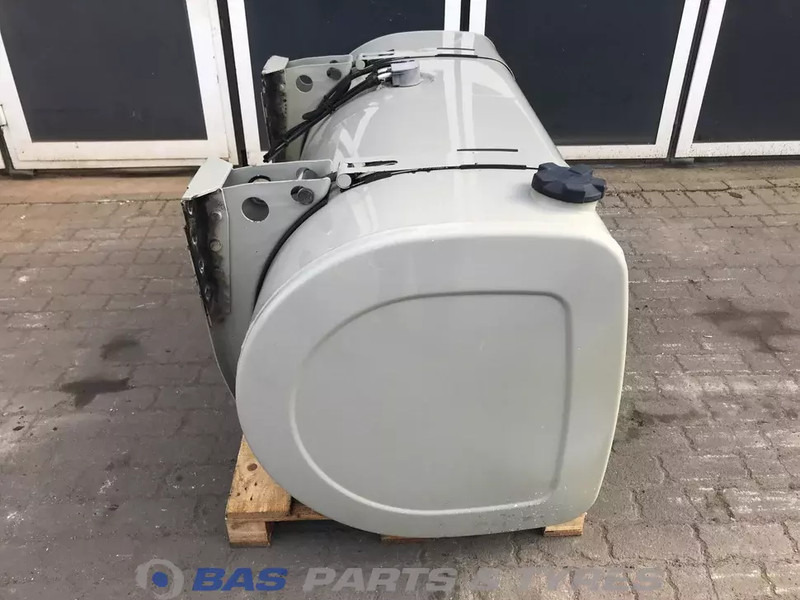 Volvo Brandstoftank Volvo 610 Liter G0000172 - Fuel tank for Truck: picture 4 Volvo Brandstoftank Volvo 610 Liter G0000172 - Fuel tank for Truck: picture 4