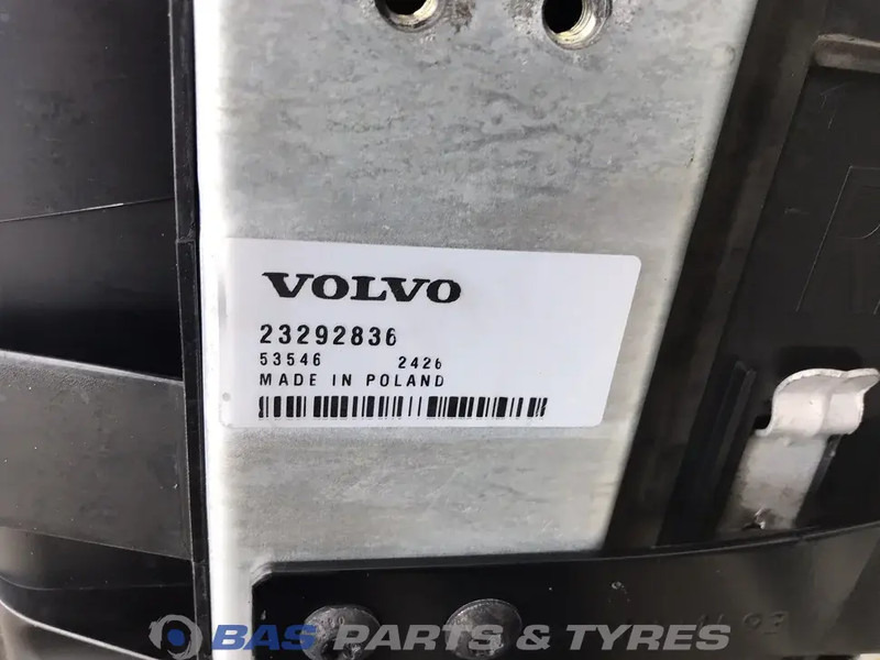 Volvo FH4 Koelerpakket Volvo G13C 460 K5 21208268 - Radiator for Truck: picture 3 Volvo FH4 Koelerpakket Volvo G13C 460 K5 21208268 - Radiator for Truck: picture 3