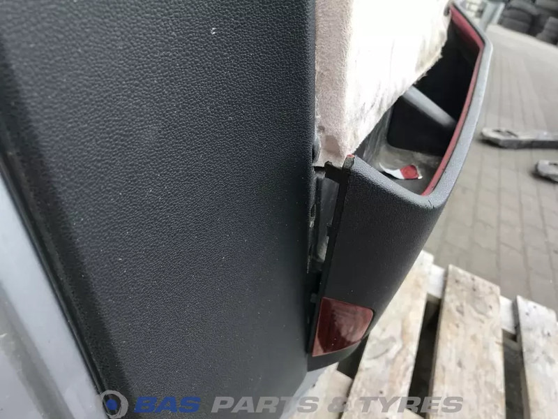 Door and parts for Truck Volvo FH4 Portier Links Volvo 82183078: picture 6