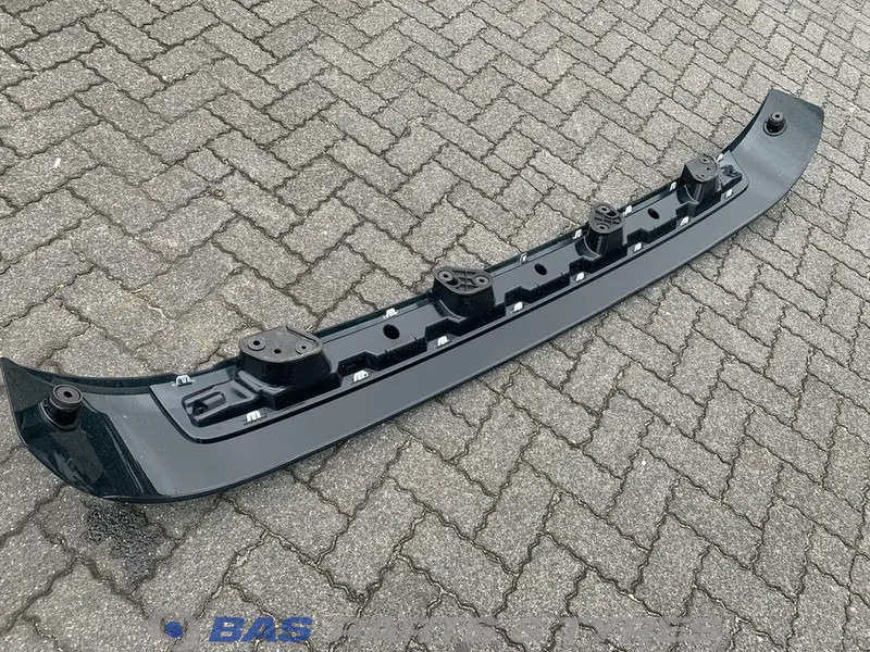 Volvo FH4 Zonneklep Volvo Globetrotter L2H2 82131055 - Sun visor for Truck: picture 4 Volvo FH4 Zonneklep Volvo Globetrotter L2H2 82131055 - Sun visor for Truck: picture 4