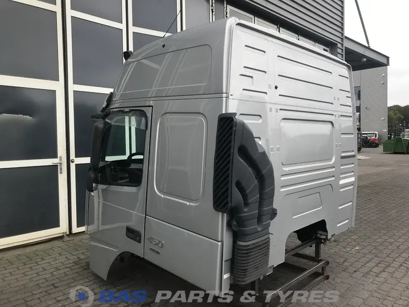 Volvo FM4 - Cab and interior for Truck: picture 3 Volvo FM4 - Cab and interior for Truck: picture 3