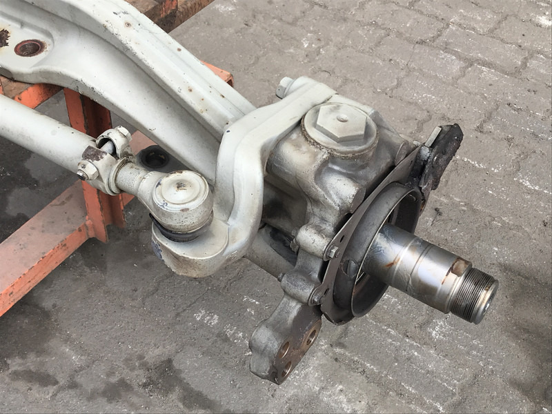 Volvo  - Front axle for Truck: picture 2 Volvo  - Front axle for Truck: picture 2