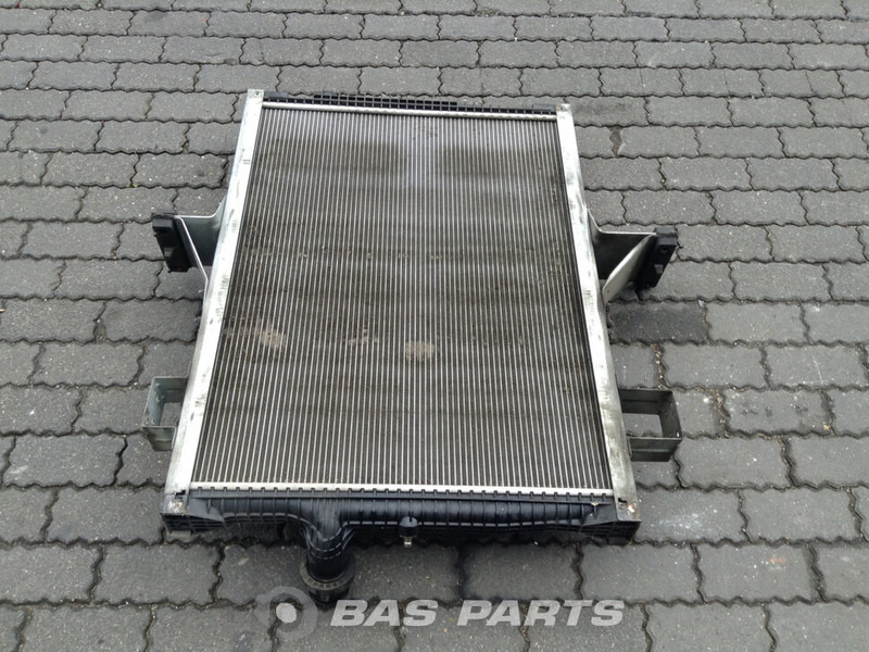 Volvo Radiator Volvo 21649619 - Radiator for Truck: picture 2 Volvo Radiator Volvo 21649619 - Radiator for Truck: picture 2