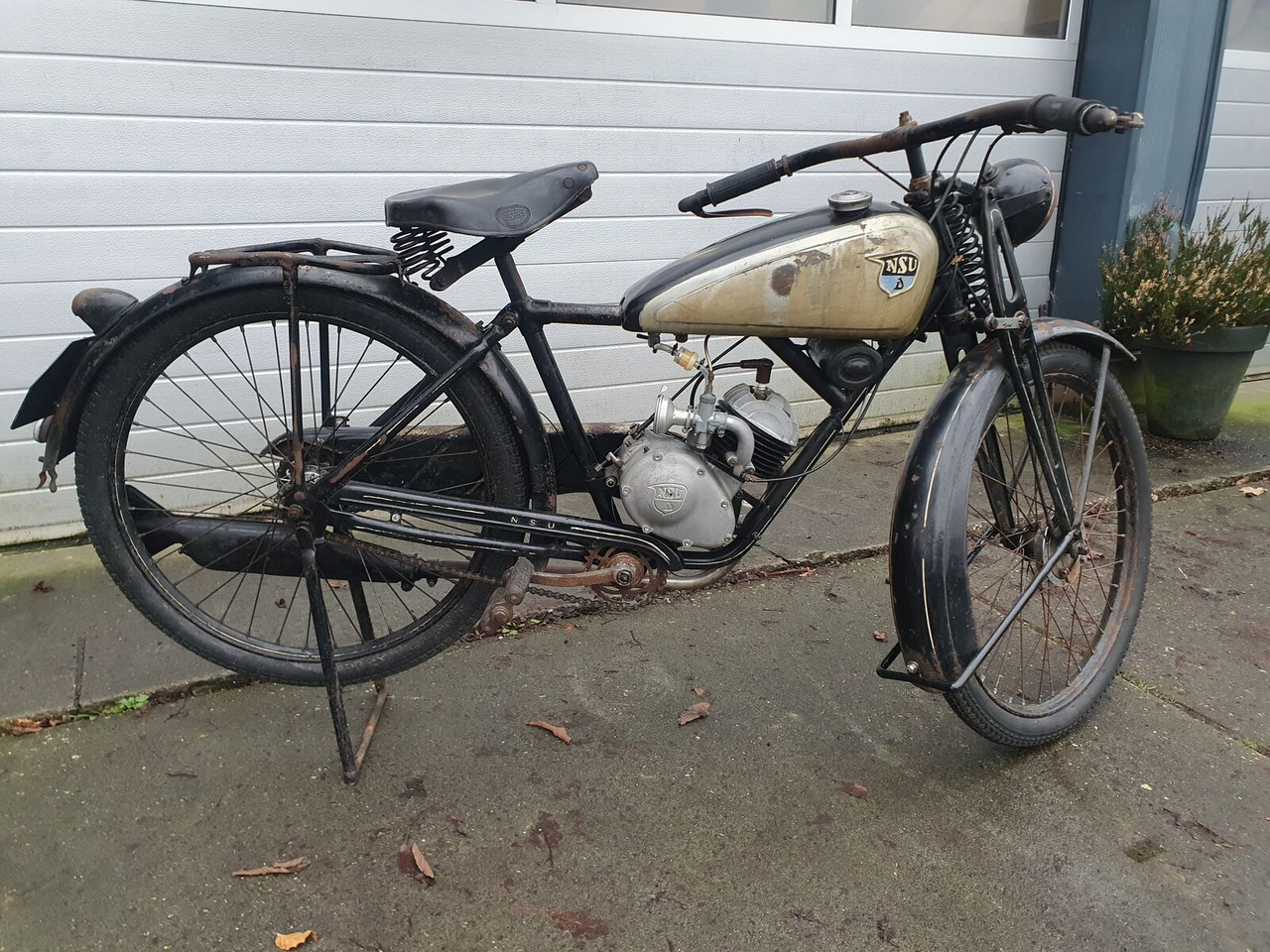 NSU QUICK 97CC (1938) Vintage Motorfiets - Motorcycle: picture 3 NSU QUICK 97CC (1938) Vintage Motorfiets - Motorcycle: picture 3