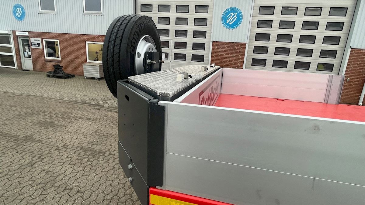Goldhofer STN-L 4 - Low loader semi-trailer: picture 2 Goldhofer STN-L 4 - Low loader semi-trailer: picture 2