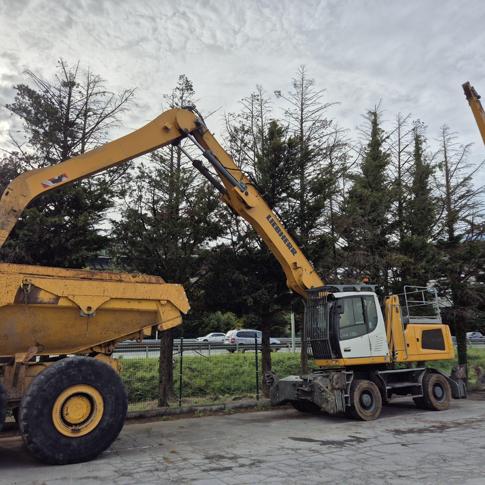 Waste/ Industry handler LIEBHERR LH30M: picture 9