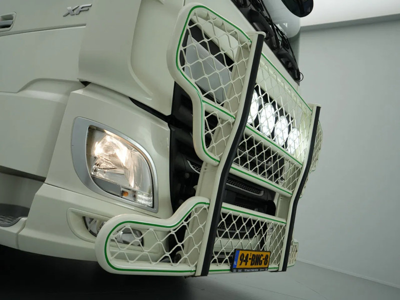 Tractor unit DAF XF 530 FT, Super Space Cab, Intarder, Rema, BullBar, 2x Tanks, New APK, New Tacho: picture 9