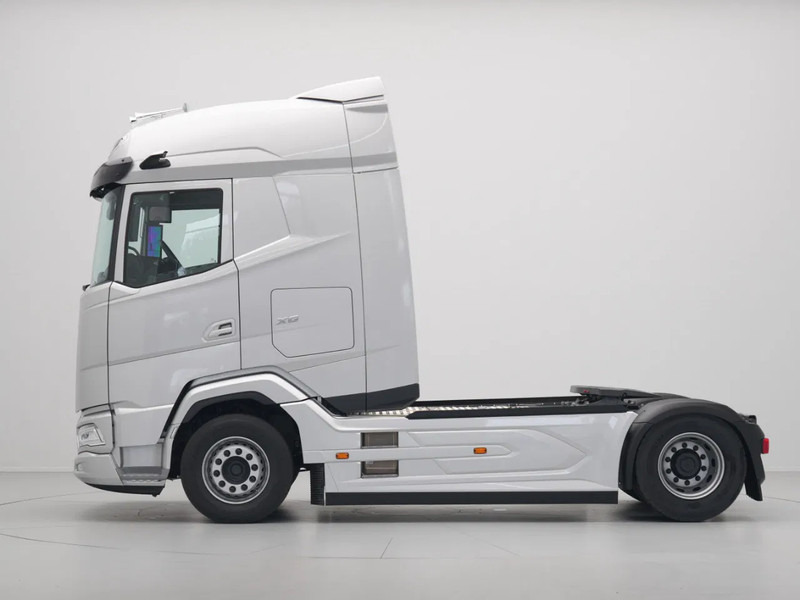 DAF XG 480 FT DVS LEATHER PTO-PREP B3-ALARM SILVER METALLIC (J5320MESI) VECTO 2 - Tractor unit: picture 3 DAF XG 480 FT DVS LEATHER PTO-PREP B3-ALARM SILVER METALLIC (J5320MESI) VECTO 2 - Tractor unit: picture 3