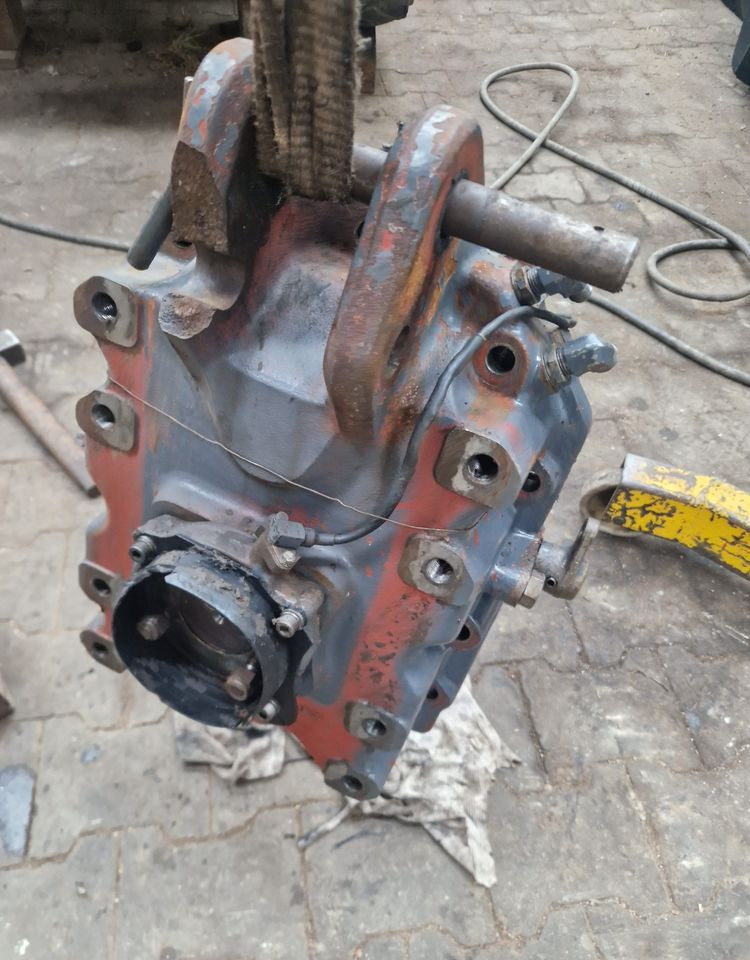 Części do Ciągnika New Holland NH TM, M Kompletna Obudowa WOM New Holland TM120,TM130,TM140,TM155,Case MXM 120, - Transmission for Agricultural machinery: picture 1 Części do Ciągnika New Holland NH TM, M Kompletna Obudowa WOM New Holland TM120,TM130,TM140,TM155,Case MXM 120, - Transmission for Agricultural machinery: picture 1