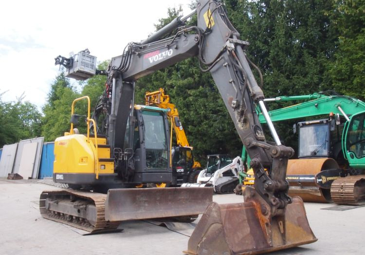 Koparka gąsienicowa Volvo ECR145D 2010 KOPARKA VOLVO - Crawler excavator: picture 2 Koparka gąsienicowa Volvo ECR145D 2010 KOPARKA VOLVO - Crawler excavator: picture 2
