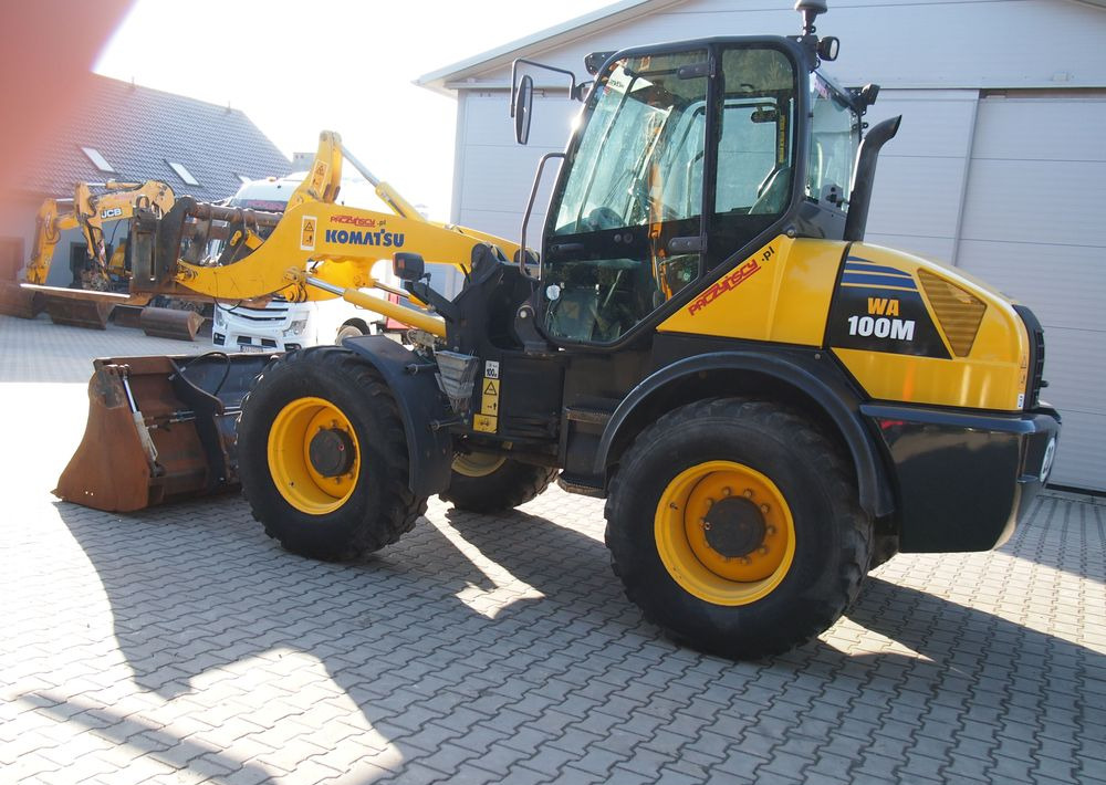 Ładowarka Komatsu WA100M 2007 Ładowarka Komatsu - Wheel loader: picture 4 Ładowarka Komatsu WA100M 2007 Ładowarka Komatsu - Wheel loader: picture 4