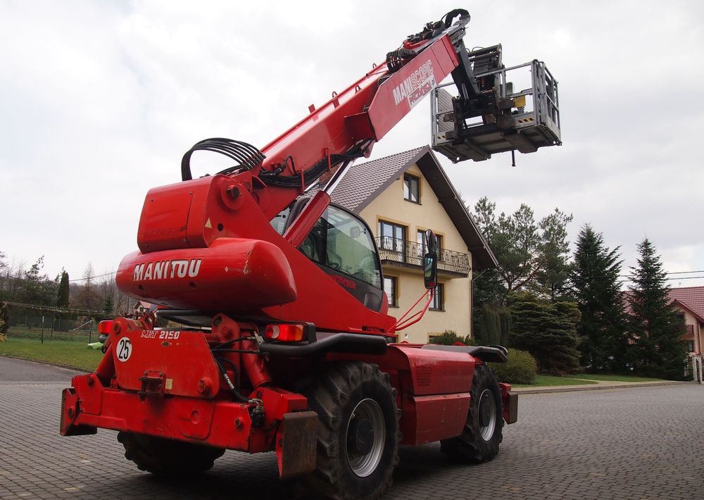 Ładowarka teleskopowa Manitou MRT 2150 Privilege MANITOU ważne UDT - Telescopic handler: picture 5 Ładowarka teleskopowa Manitou MRT 2150 Privilege MANITOU ważne UDT - Telescopic handler: picture 5