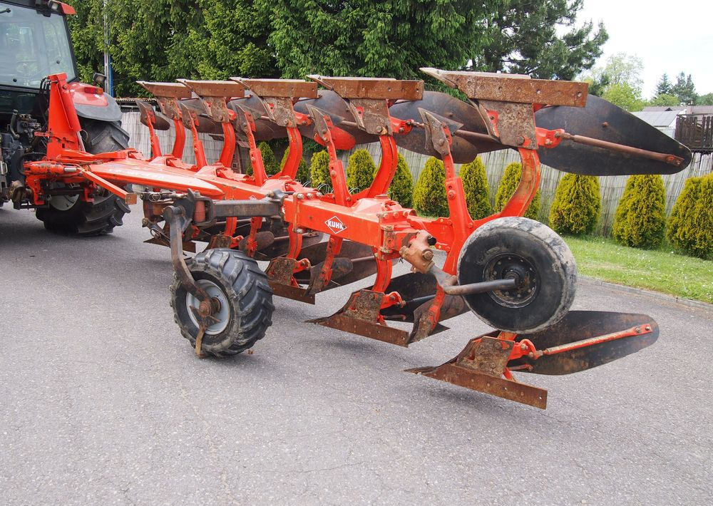 Plow Pług obrotowy Kuhn Kuhn Vari-Master 150 4+1  Pług obracany Kuhn Vari-Master 150 4+1: picture 6
