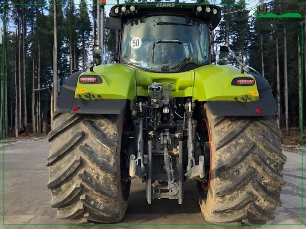 Farm tractor Claas Axion 960: picture 14