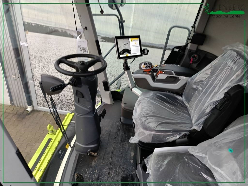 New Combine harvester Claas Lexion 8700 TT: picture 11 New Combine harvester Claas Lexion 8700 TT: picture 11