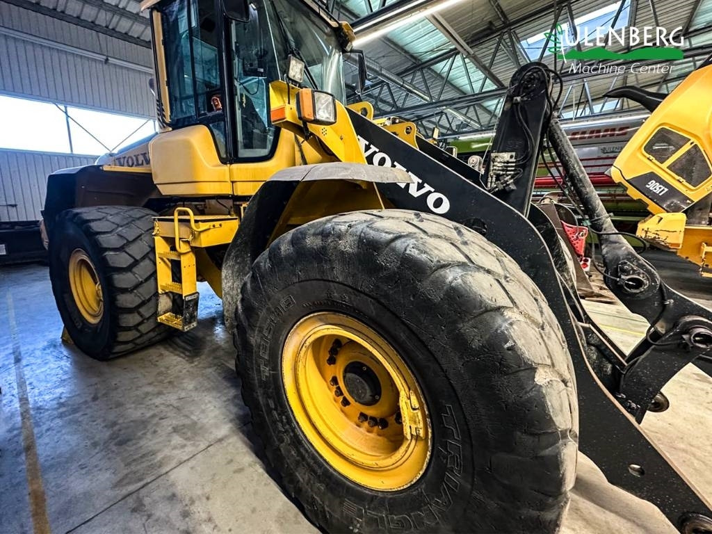 Volvo L 120 F - Wheel loader: picture 2 Volvo L 120 F - Wheel loader: picture 2