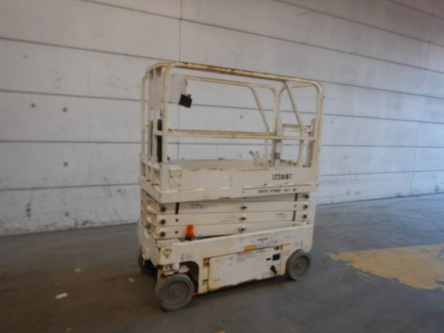Genie GS1932- ANSI - Scissor lift: picture 4 Genie GS1932- ANSI - Scissor lift: picture 4