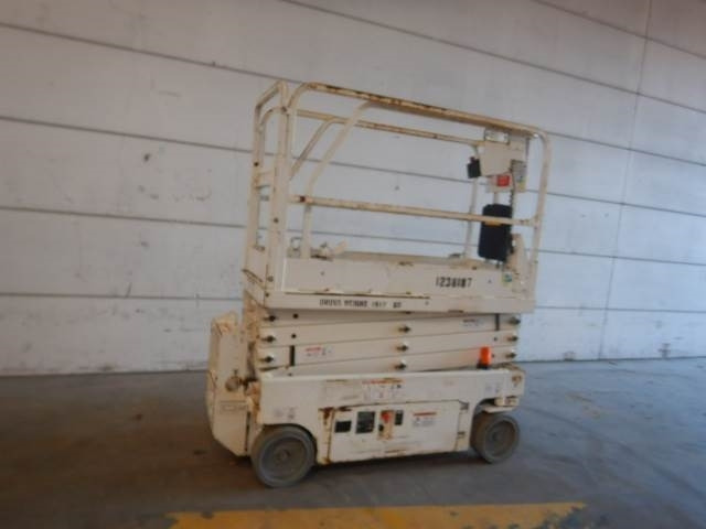 Genie GS1932- ANSI - Scissor lift: picture 3 Genie GS1932- ANSI - Scissor lift: picture 3