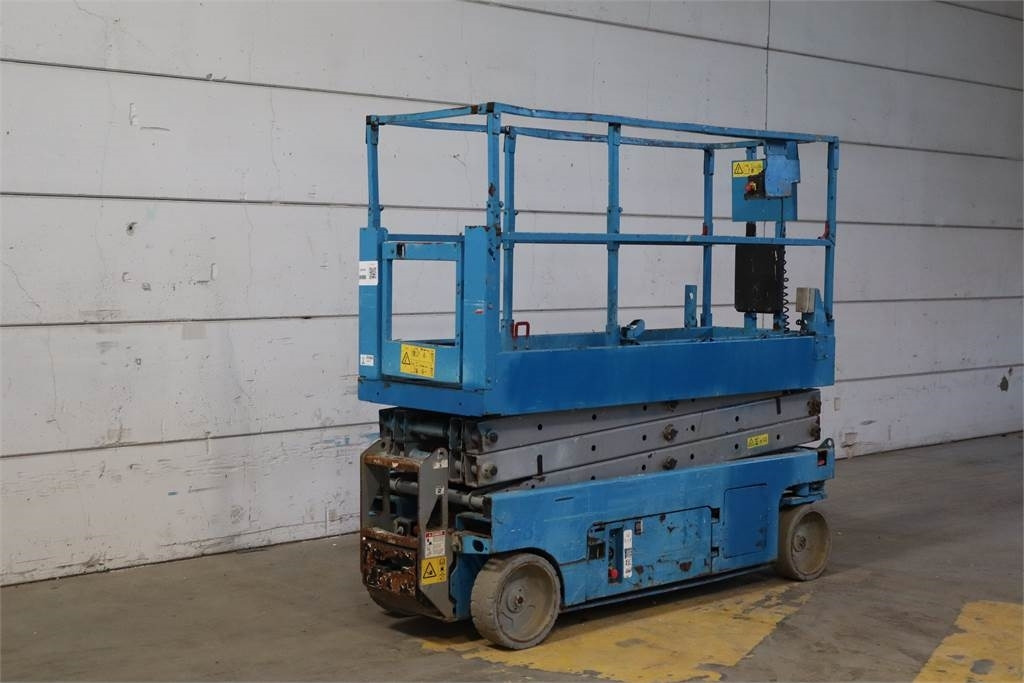 Genie GS2032 - Scissor lift: picture 3 Genie GS2032 - Scissor lift: picture 3