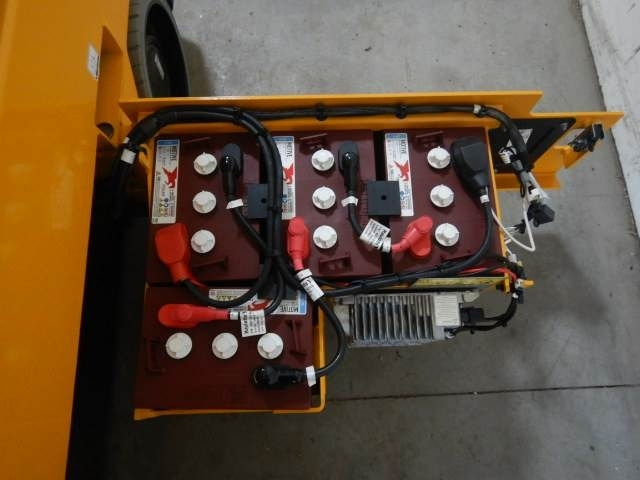 Haulotte Compact 10 N AE  - Scissor lift: picture 5 Haulotte Compact 10 N AE  - Scissor lift: picture 5