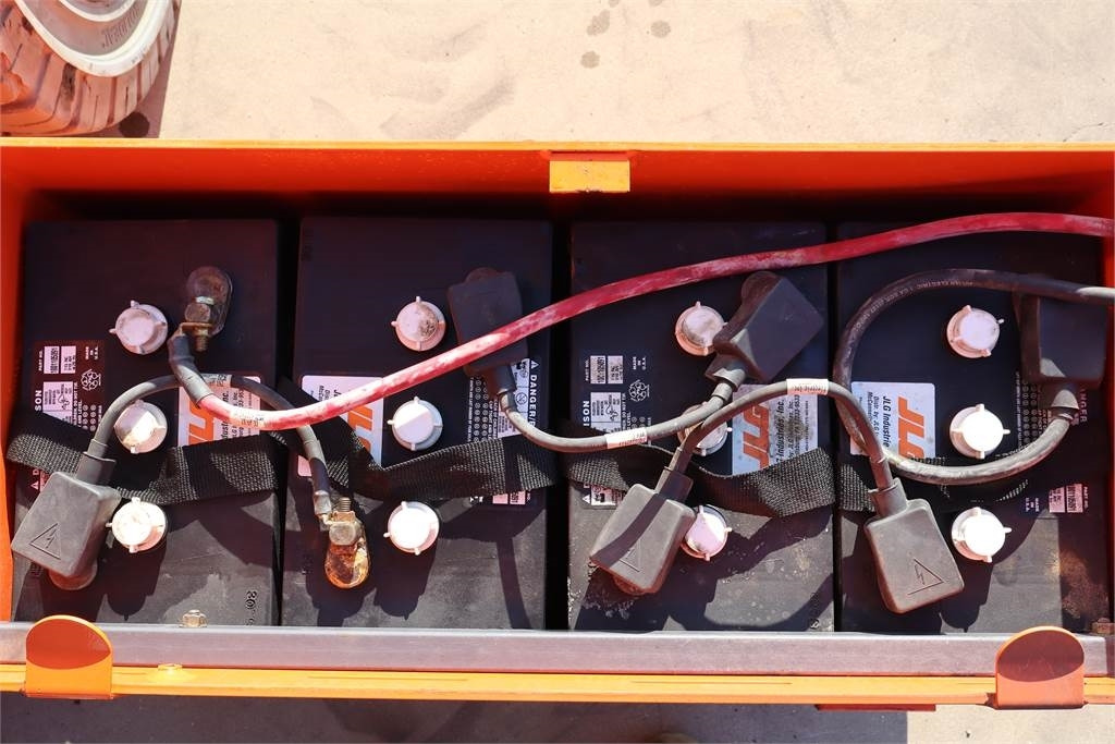 JLG E300AJP - Articulated boom: picture 5 JLG E300AJP - Articulated boom: picture 5