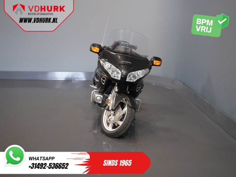 Honda GL 1800 GoldWing MARGE/ Koffers/ Cruise/ Topkoffer/ Navi/ Radio - Motorcycle: picture 2 Honda GL 1800 GoldWing MARGE/ Koffers/ Cruise/ Topkoffer/ Navi/ Radio - Motorcycle: picture 2