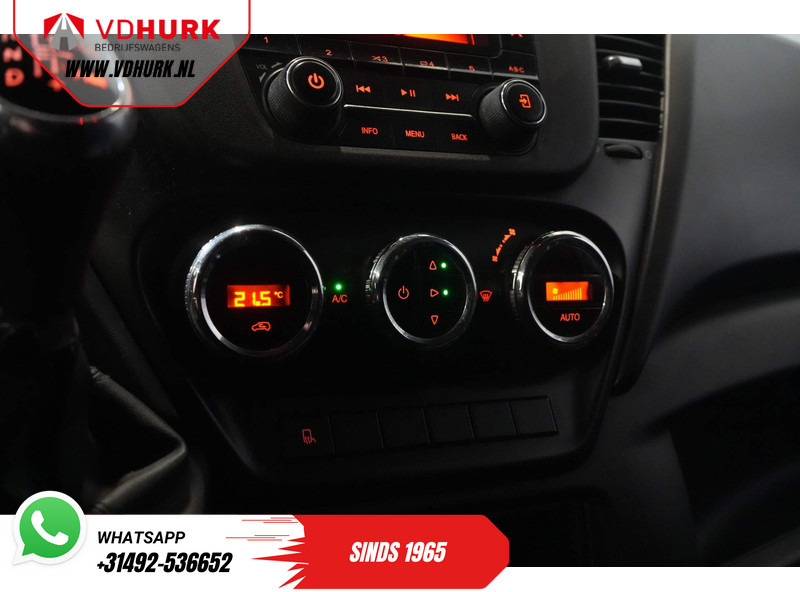 Panel van, Combi van Iveco Daily 35S16V 2.3 L3H2 155 pk Aut. DC Dubbel Cabine EXPORT ONLY 3.5T trekverm./ Climate/ Cruise/ Camera/ Trekhaak: picture 17