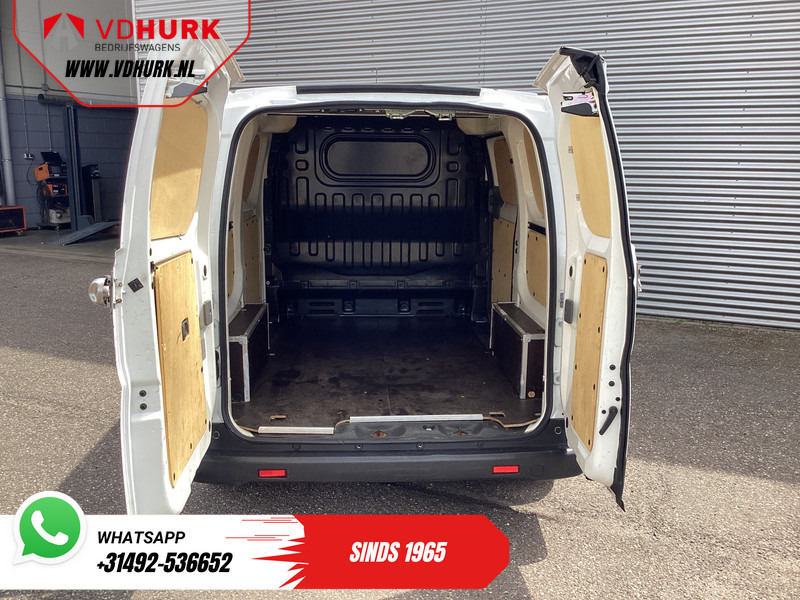 Nissan E-NV200 Business 40 kWh EXPORT ONLY 200km WLTP Snellader/ Climate/ Camera/ Cruise - Panel van, Electric van: picture 5 Nissan E-NV200 Business 40 kWh EXPORT ONLY 200km WLTP Snellader/ Climate/ Camera/ Cruise - Panel van, Electric van: picture 5