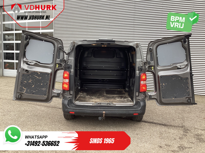 Peugeot e-Expert Premium 50 kWh 230 km WLTP Snellader/ Elek.dakventilator/ Navi/ Carplay/ Camera/ PDC/ Cruise/ Airco - Small van, Electric van: picture 5 Peugeot e-Expert Premium 50 kWh 230 km WLTP Snellader/ Elek.dakventilator/ Navi/ Carplay/ Camera/ PDC/ Cruise/ Airco - Small van, Electric van: picture 5