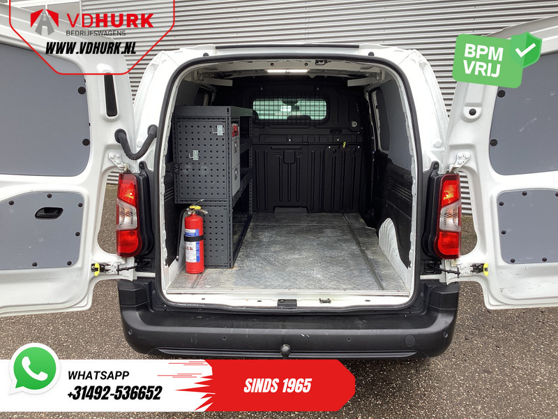 Toyota PROACE CITY 1.5 130 pk Aut. L2 2x Schuifdeur/ 3 Pers./ Carplay/ Standkachel/ Airco/ Camera/ Cruise/ PDC - Panel van: picture 5 Toyota PROACE CITY 1.5 130 pk Aut. L2 2x Schuifdeur/ 3 Pers./ Carplay/ Standkachel/ Airco/ Camera/ Cruise/ PDC - Panel van: picture 5