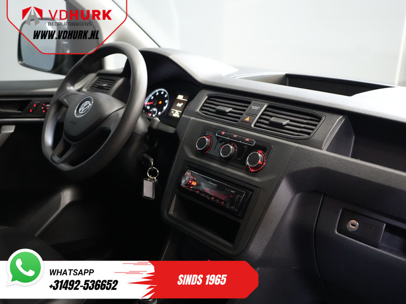 Volkswagen Caddy 1.4 TSI 125 pk BPM VRIJ! BENZINE/ Leder/ Cruise/ Airco - Small van: picture 3 Volkswagen Caddy 1.4 TSI 125 pk BPM VRIJ! BENZINE/ Leder/ Cruise/ Airco - Small van: picture 3