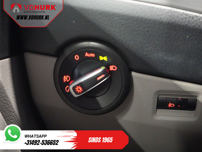 Small van Volkswagen Transporter 2.0 TDI 150 pk DSG Aut. L2 BPM VRIJ! Carplay/ 2.5t Trekverm./ LMV/ Cruise/ Navi/ Trekhaak: picture 17