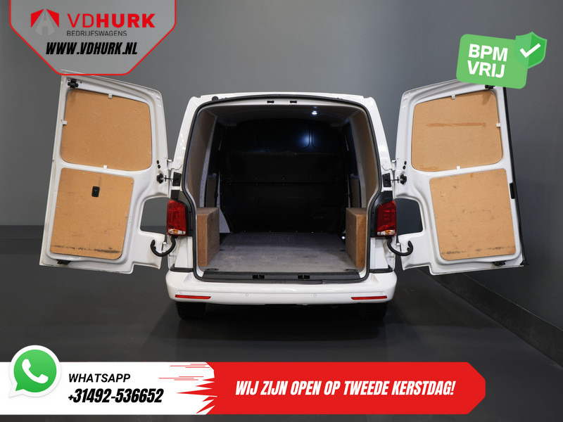 Volkswagen Transporter T6.1 2.0 TDI 150 pk DSG Aut. L2 BPM VRIJ! 2xSchuifdeur/ Carplay/ Camera/ Cruise/ PDC/ Airco - Panel van: picture 5 Volkswagen Transporter T6.1 2.0 TDI 150 pk DSG Aut. L2 BPM VRIJ! 2xSchuifdeur/ Carplay/ Camera/ Cruise/ PDC/ Airco - Panel van: picture 5