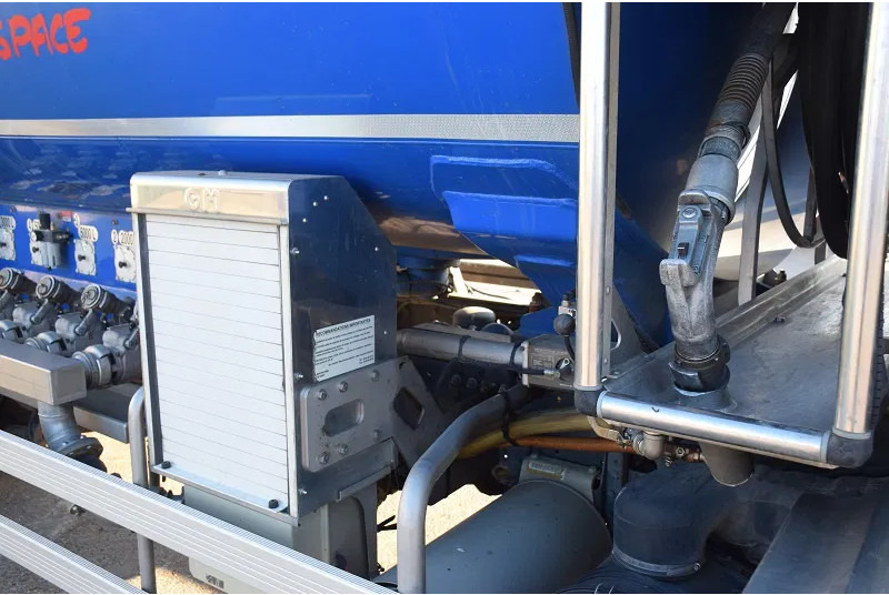 MAN TGM 26.340 - Tank truck: picture 5 MAN TGM 26.340 - Tank truck: picture 5