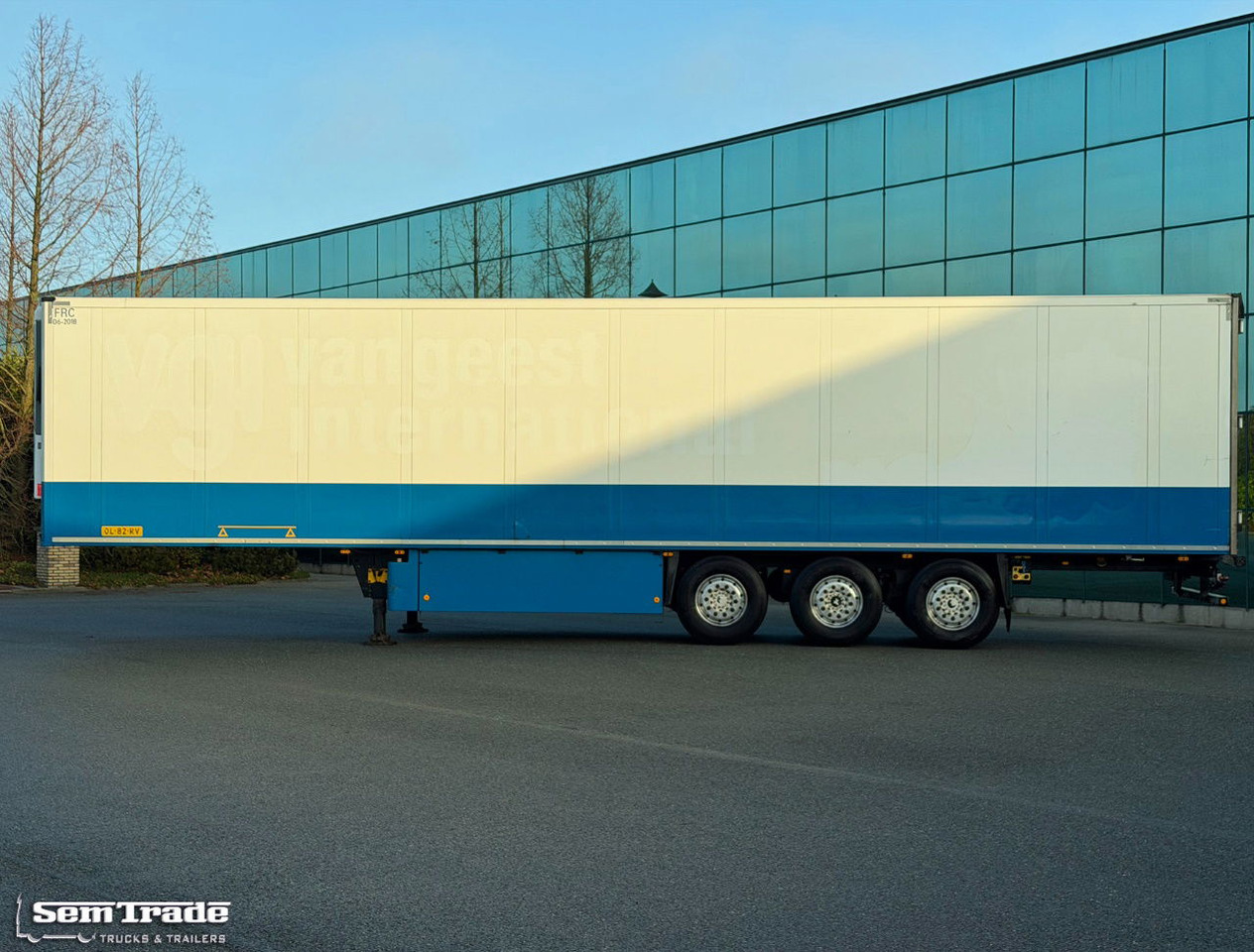 Schmitz Cargobull SKO24 Thermo King SLX300 With 5400 Engine Hours 2X Lift Axle Holland Trailer - Refrigerator semi-trailer: picture 2 Schmitz Cargobull SKO24 Thermo King SLX300 With 5400 Engine Hours 2X Lift Axle Holland Trailer - Refrigerator semi-trailer: picture 2