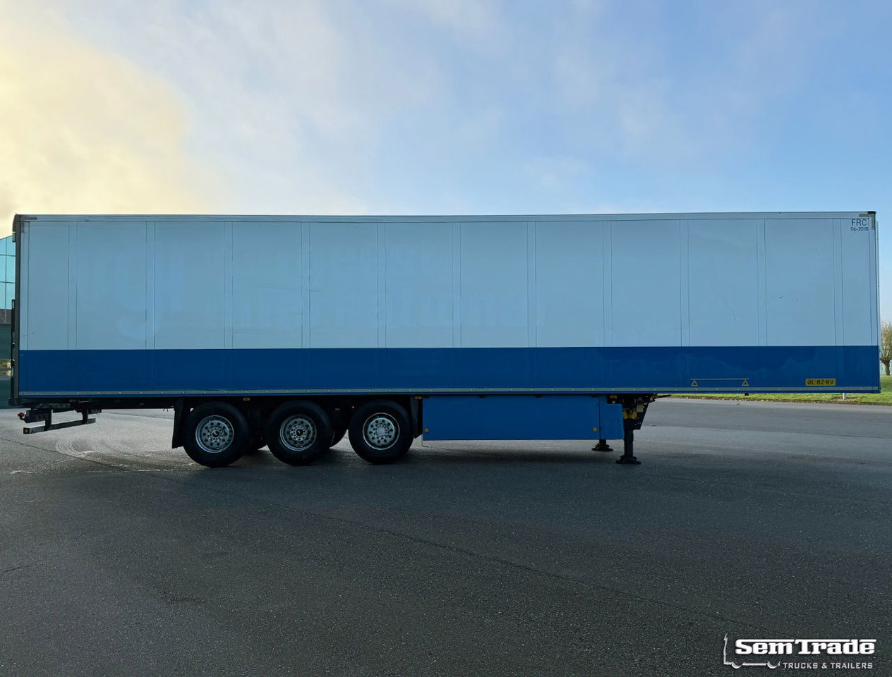 Schmitz Cargobull SKO24 Thermo King SLX300 With 5400 Engine Hours 2X Lift Axle Holland Trailer - Refrigerator semi-trailer: picture 5 Schmitz Cargobull SKO24 Thermo King SLX300 With 5400 Engine Hours 2X Lift Axle Holland Trailer - Refrigerator semi-trailer: picture 5