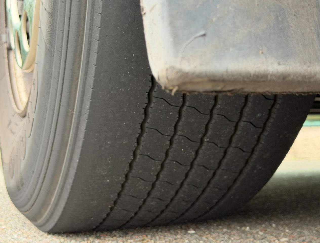 Tractor unit Mercedes-Benz Actros 2542 Euro 6 Full Spoiler 886.000 KM Holland-Truck: picture 24