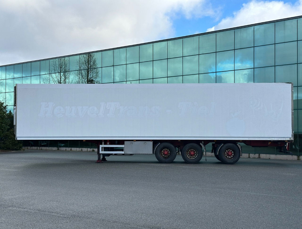 Van Eck 3 AS Koel Vries Carrier Vector 1800 Zeer Mooi Chassis Stuuras Tridec - Refrigerator semi-trailer: picture 2 Van Eck 3 AS Koel Vries Carrier Vector 1800 Zeer Mooi Chassis Stuuras Tridec - Refrigerator semi-trailer: picture 2
