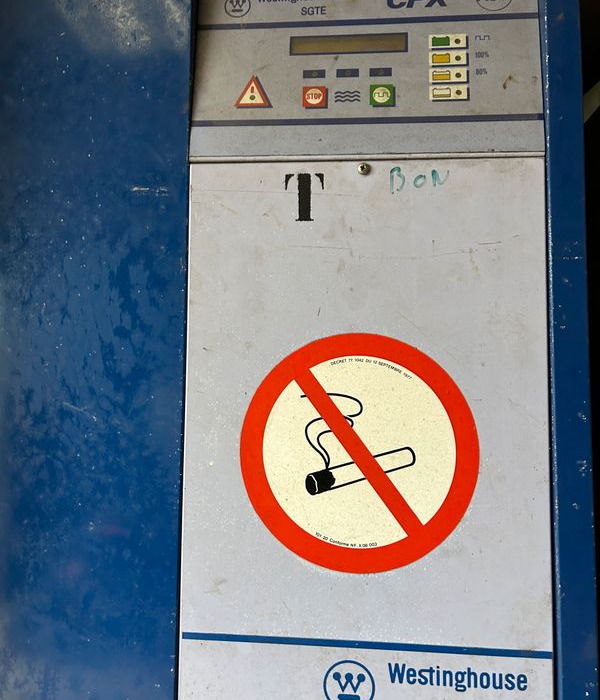 Chargeurs de batteries de traction pour elevateurs , transpalettes , gerbeurs electriques - Industrial equipment: picture 5 Chargeurs de batteries de traction pour elevateurs , transpalettes , gerbeurs electriques - Industrial equipment: picture 5